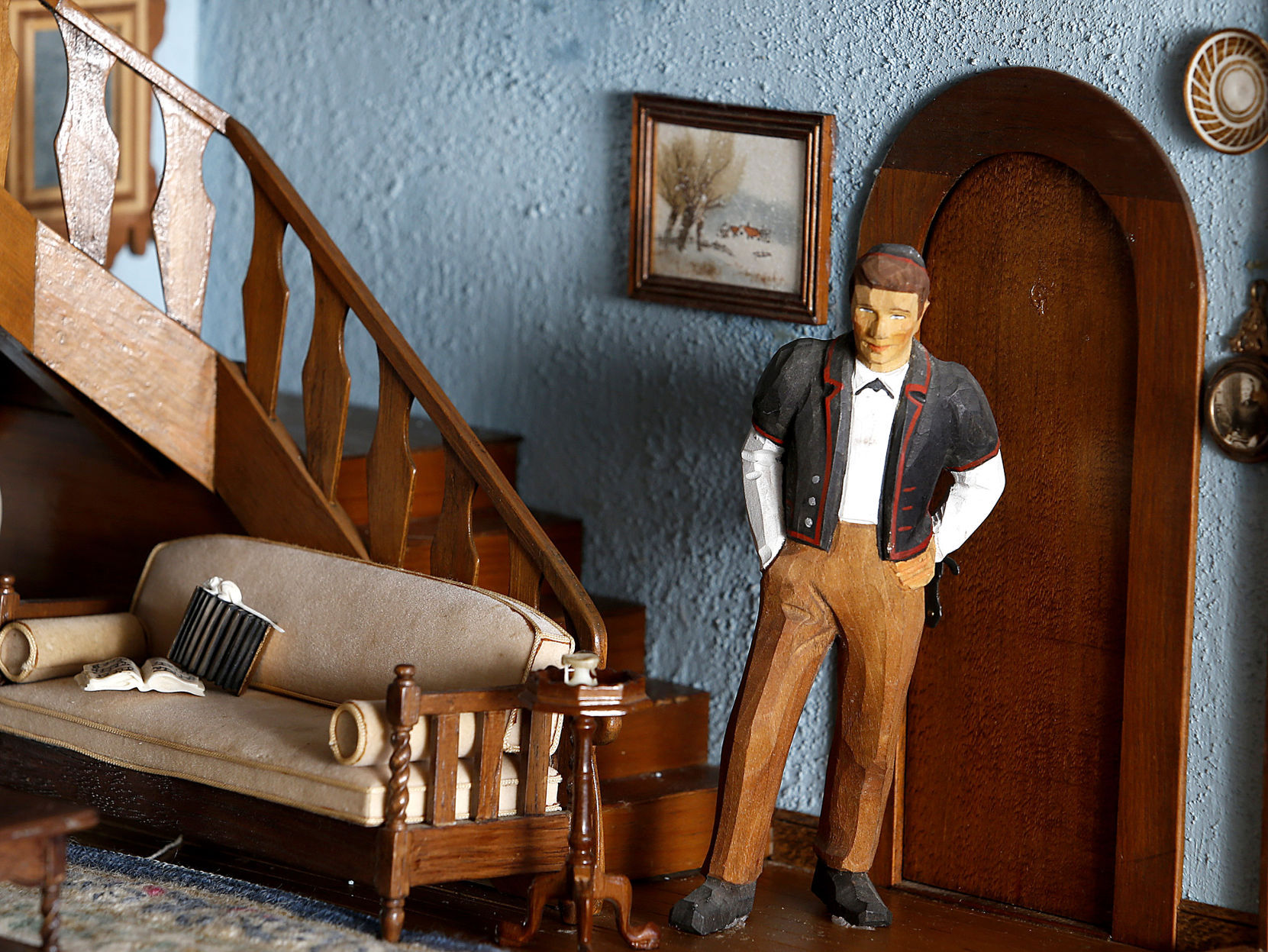 010318-doll-house-011
